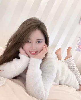 上海甜美气质美女