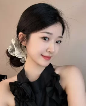 纯情浪女00后
