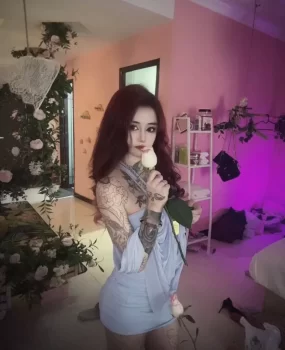 00后小莉莉