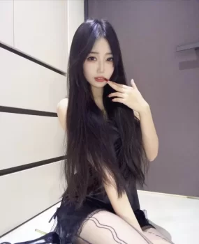 大胸翘臀，广州小妹妹