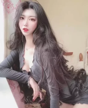 模特兼职，制服诱惑