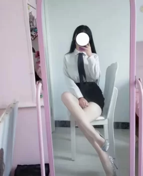 白嫩大学兼职，水多听话