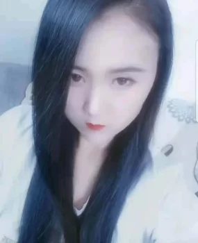 口活相当棒的一个小姐姐