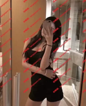 沈阳单人小姐姐，身材好