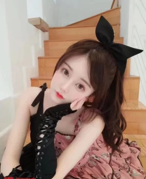 郑州极品妹妹可甜可咸,粉嫩多汁,姿势配合